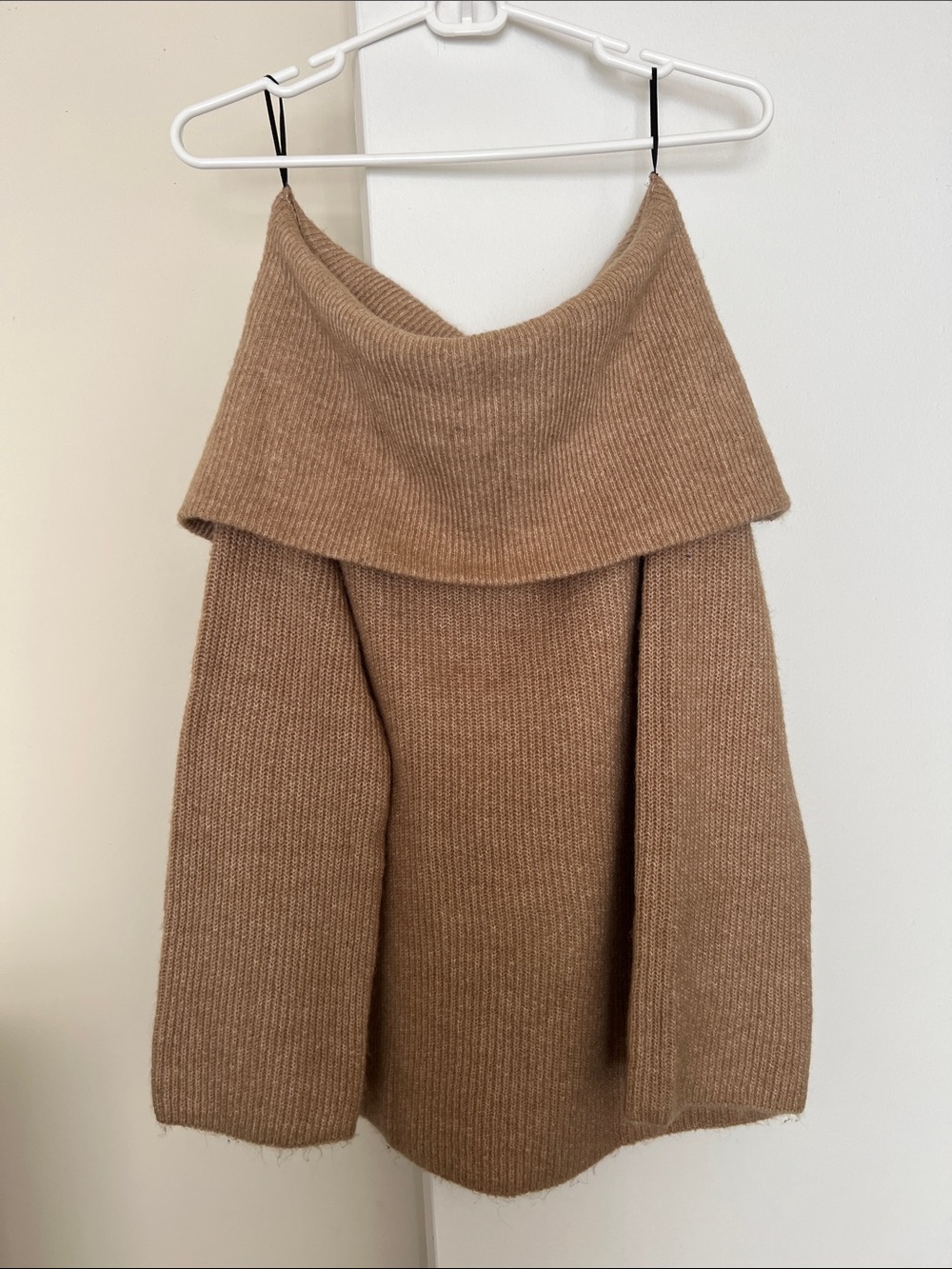 H&M Brown Oversized Off-the-Shoulder Ribbed Sweater